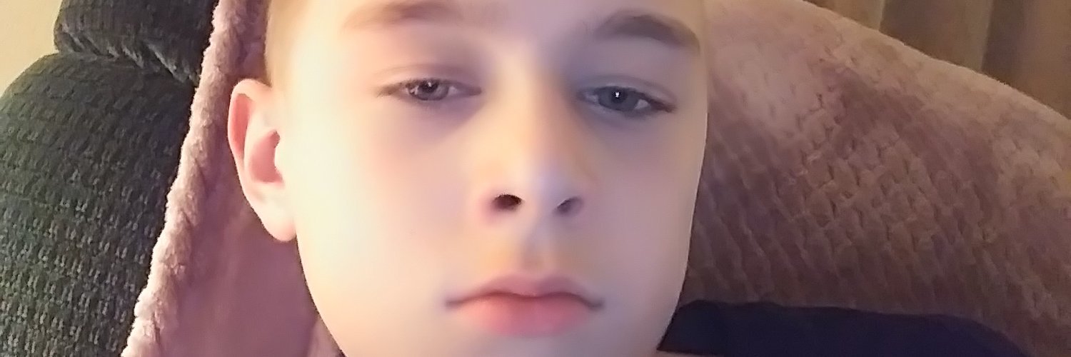 helenlyons18's profile banner image