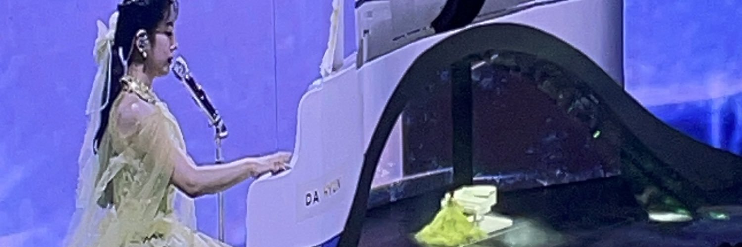 ezrlsrl's profile banner image