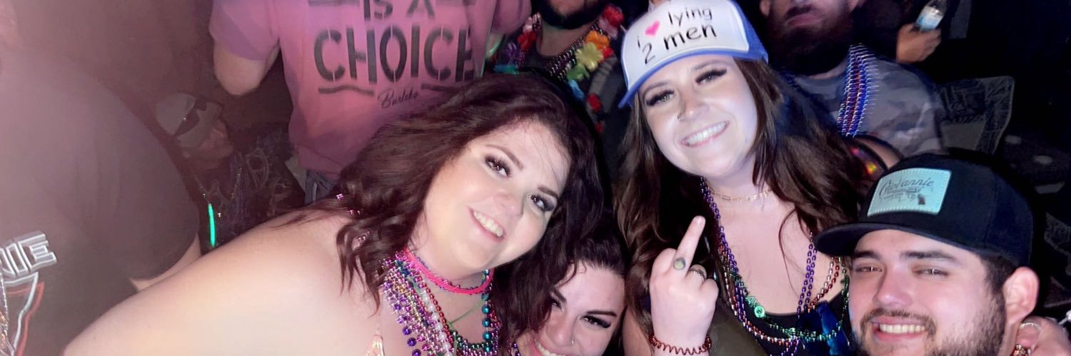 elletripp's profile banner image