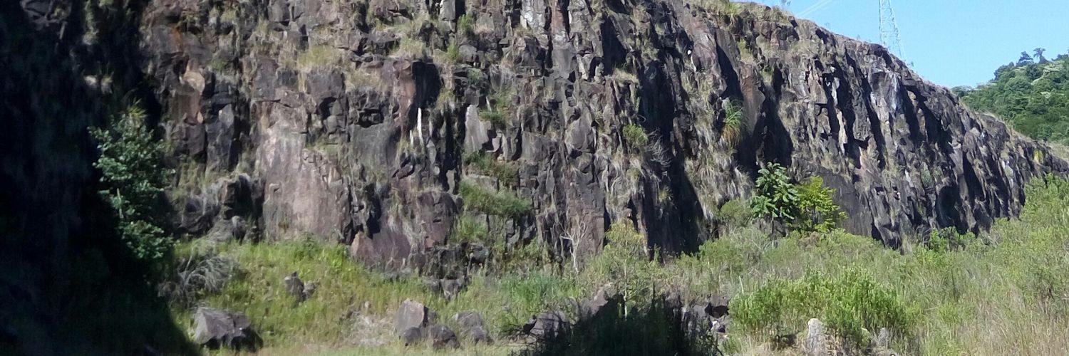 ruineumann's profile banner image