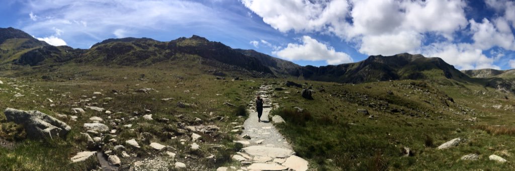 rachelmiles_'s profile banner image
