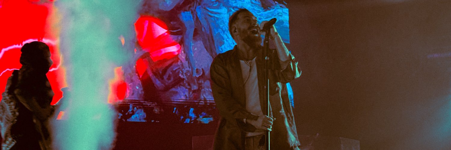 Алекс, но ты можешь звать меня мамочкой banner