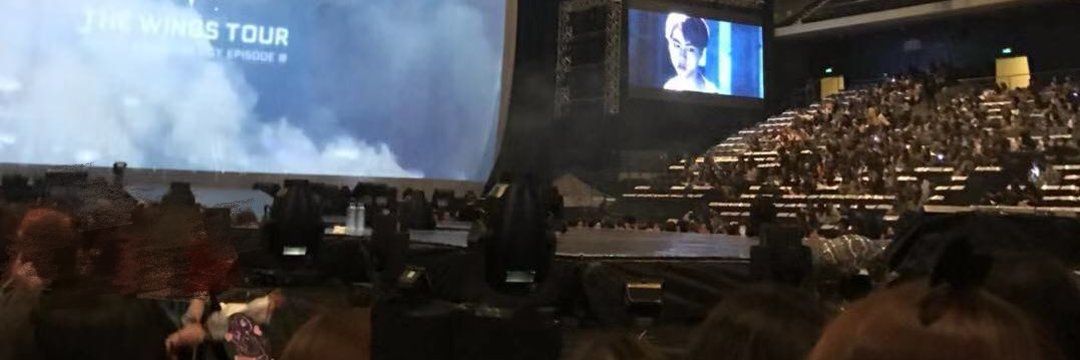 あき【海外チケット代行】 banner