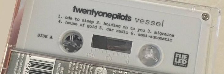 owsel |-/ ᅠ banner
