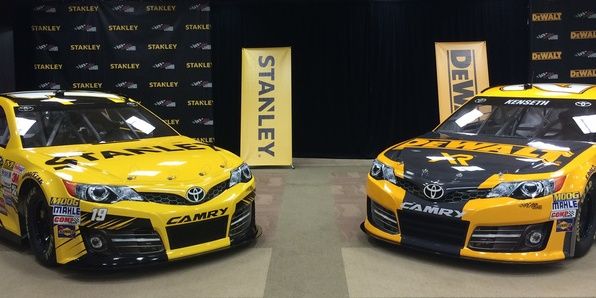 Standing up for 🇺🇸🇺🇸 banner