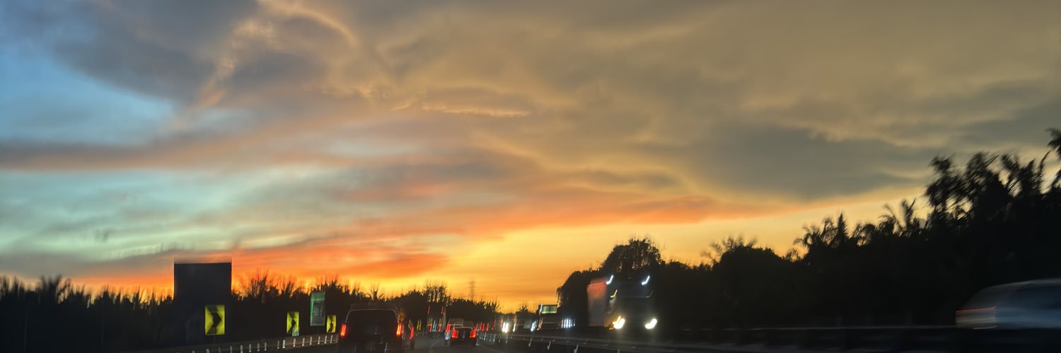 linlinlinlin56's profile banner image