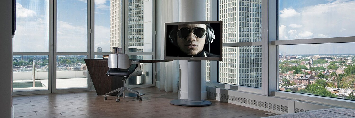 Lifetronic's profile banner image