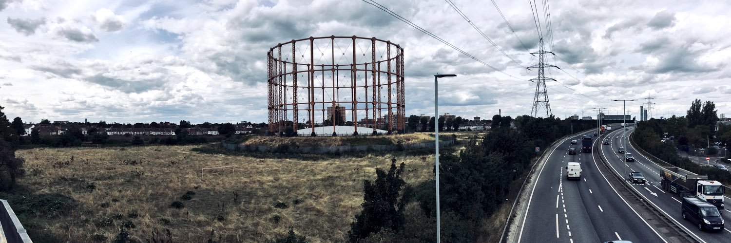 Simon Volpers banner