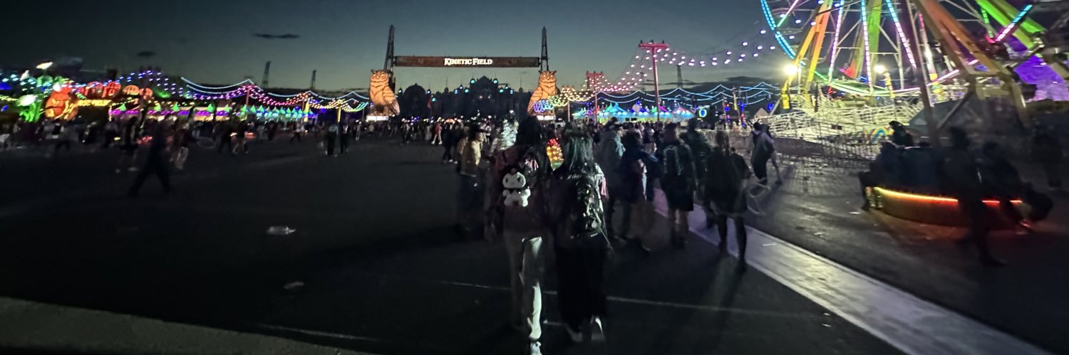 bri_1323's profile banner image