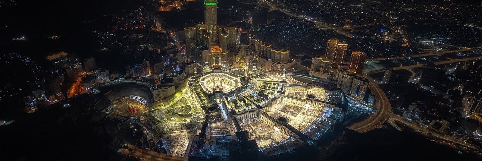 أدبيات .. وقراءة banner