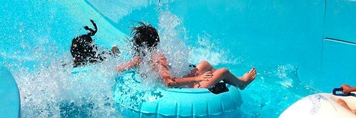 Splashdown Waterpark banner