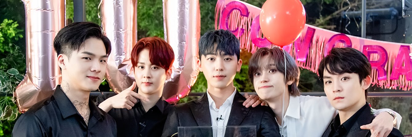 dawoni's profile banner image