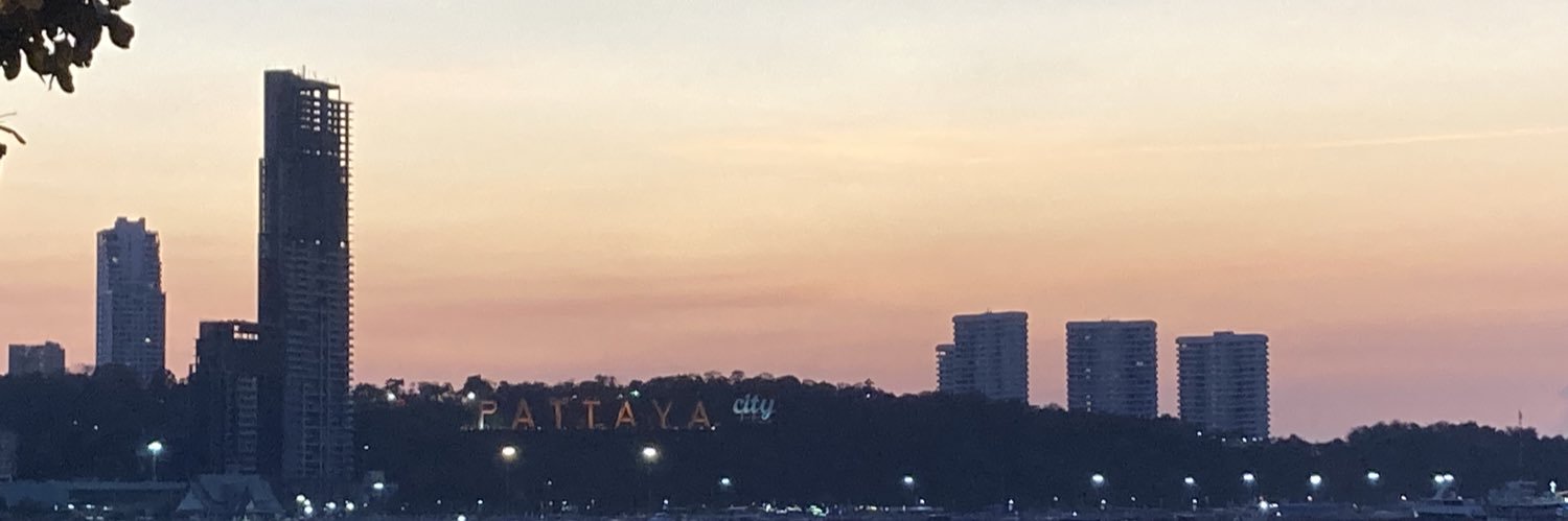 h_m0ta's profile banner image