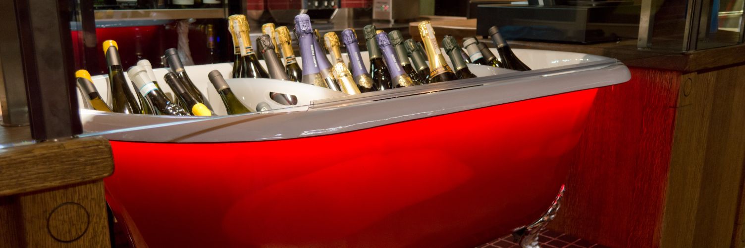 allamarone's profile banner image