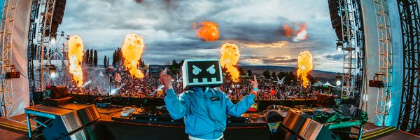 BARELYALIVEUS Profile Banner