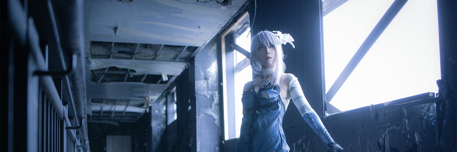khkns's profile banner image