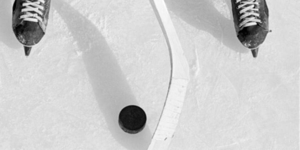 Women's Hockey Buzz banner