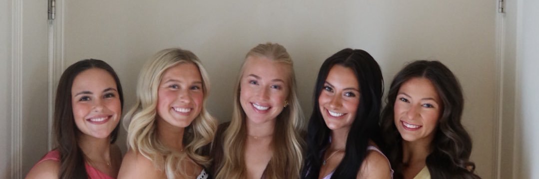 breckynnmoore's profile banner image
