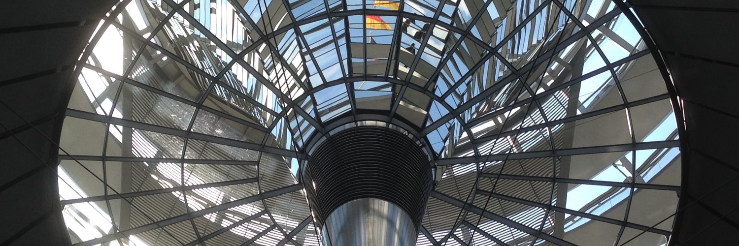 Claudia von Salzen banner