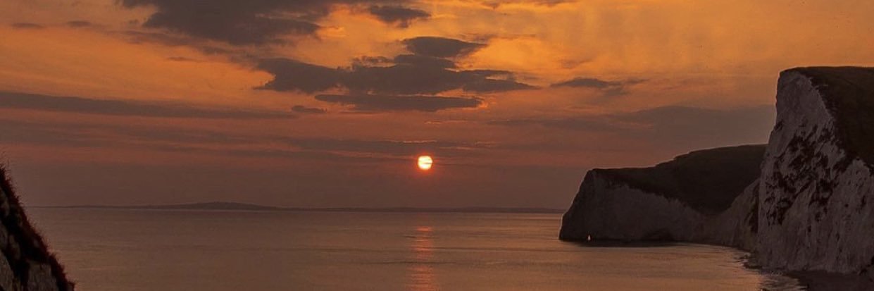 paulaconsu___'s profile banner image