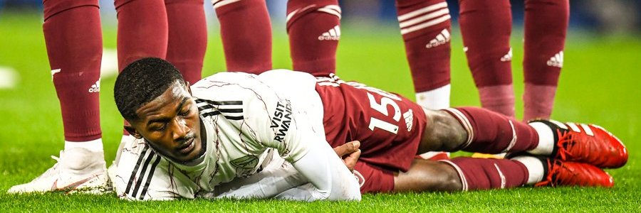اِینزلی میتلند نایلز banner