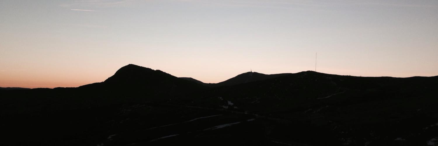 persianitaris's profile banner image