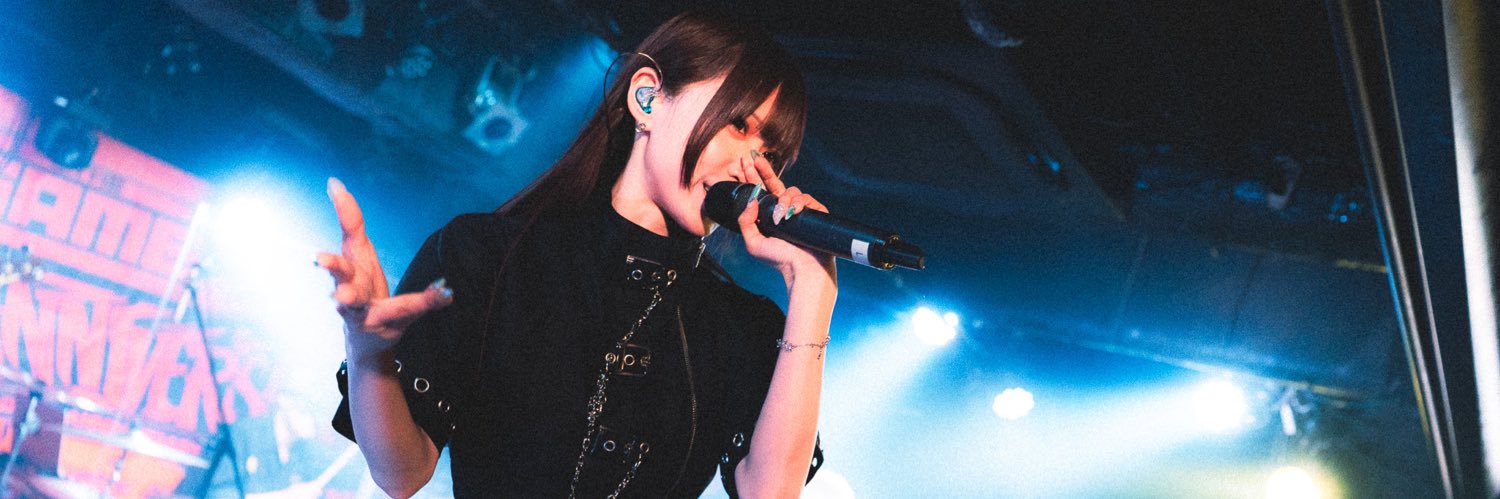 ariashachou's profile banner image