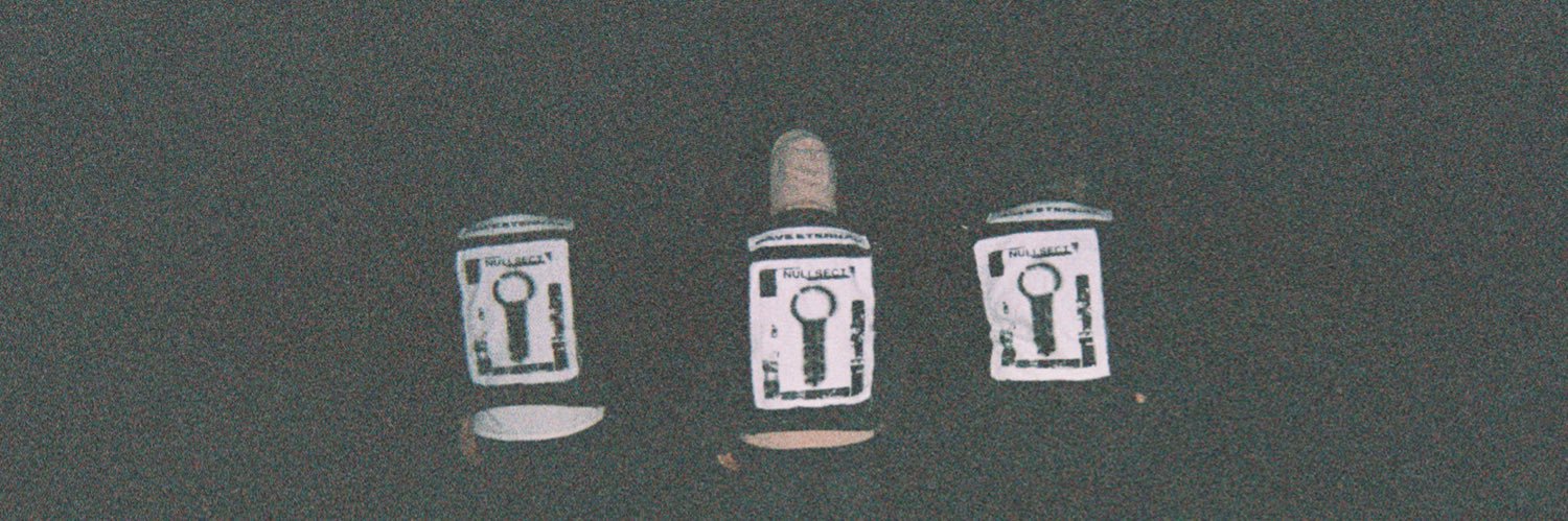 𝐇𝐄𝐋𝐋𝐁𝐎𝐔𝐍𝐃! banner