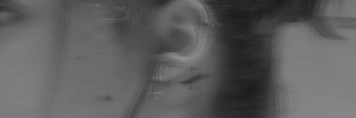 Paula González banner