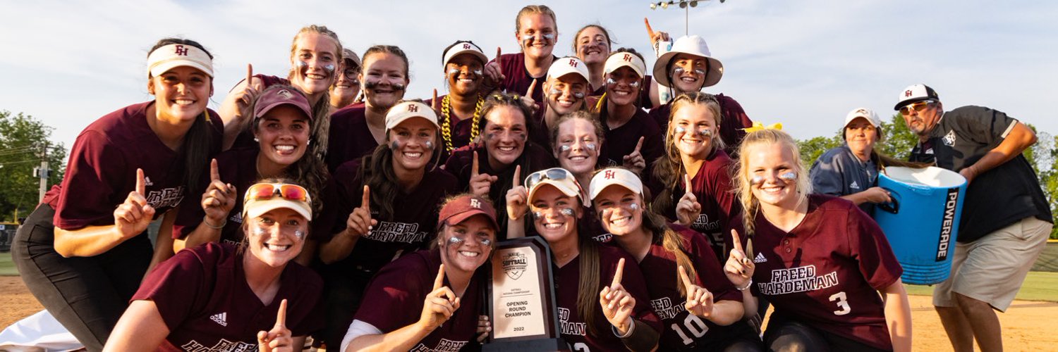 FHU Softball Profile Banner