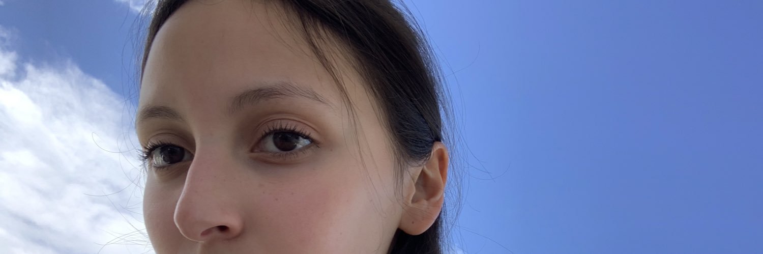 beatrix_g_a's profile banner image