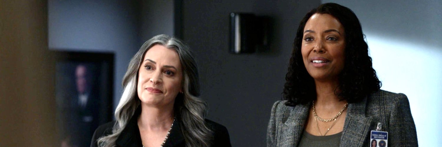 lynn | Paget’s blue checkmark's banner