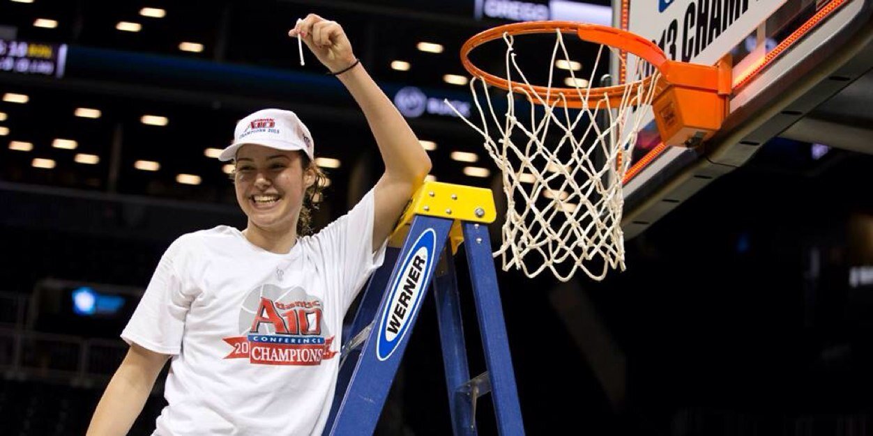 Chatilla vanGrinsven banner