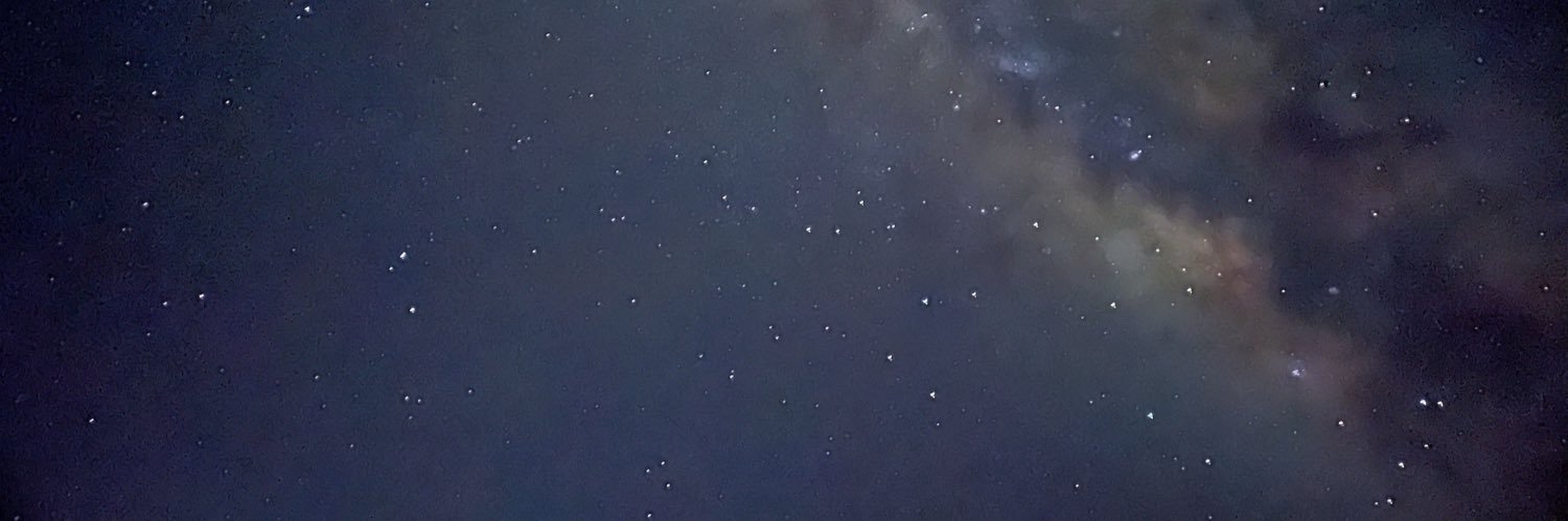 helenn145's profile banner image