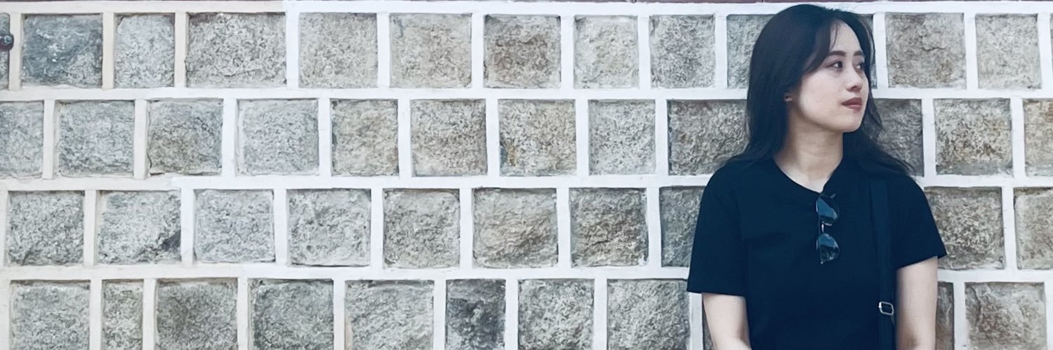 v3v453's profile banner image