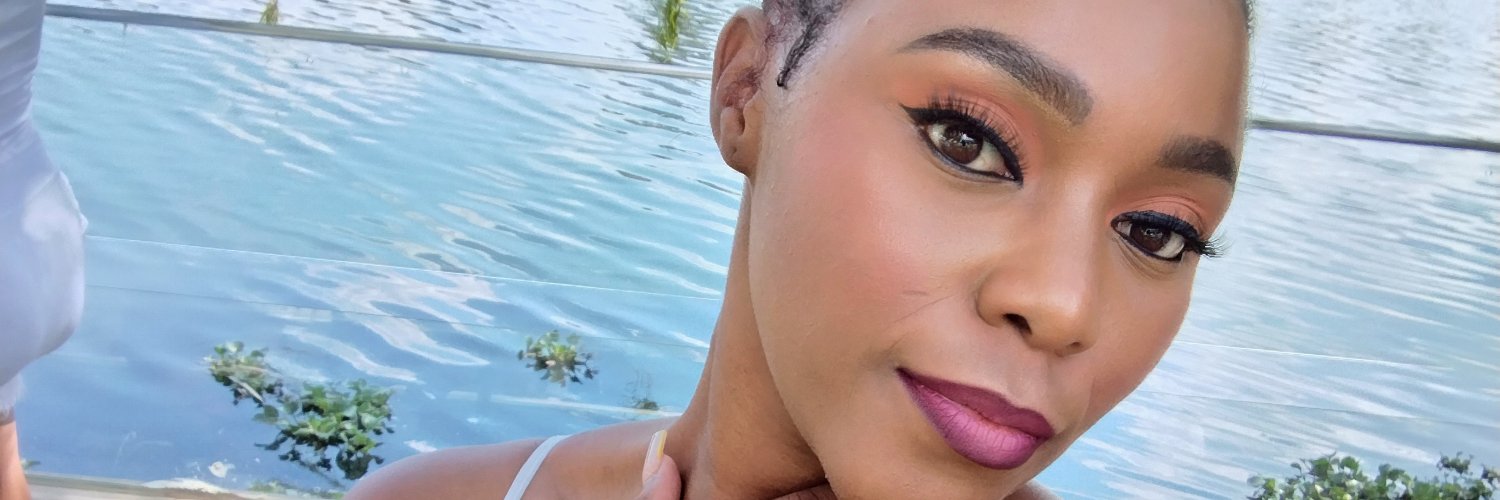 Enhle_nhlabathi's profile banner image