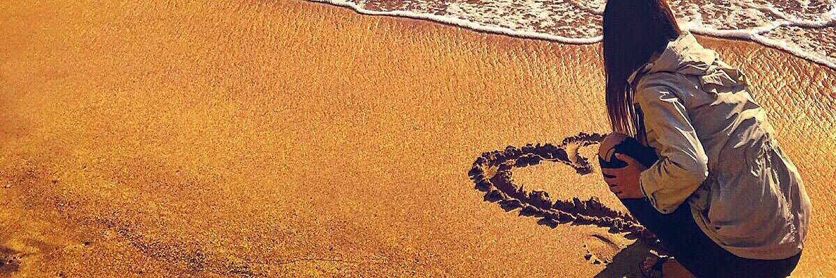 Christine D 🌙 banner