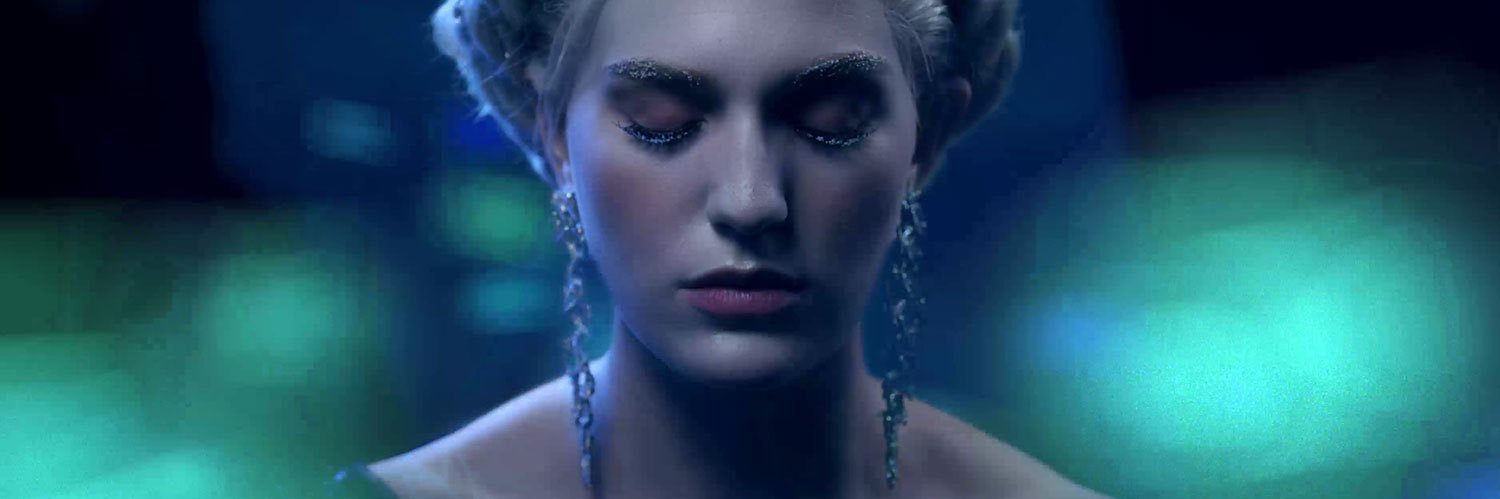 ❄️ Molly Carpenter ❄️ banner