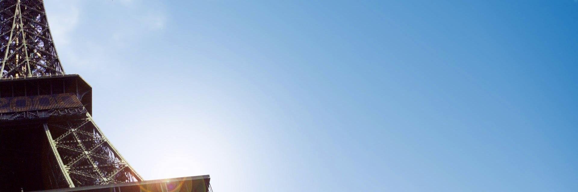 elhukom's profile banner image