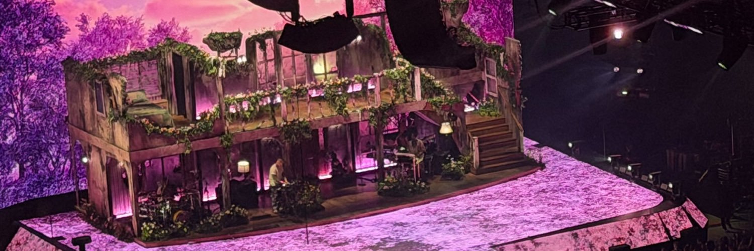 Roxyangel111's profile banner image
