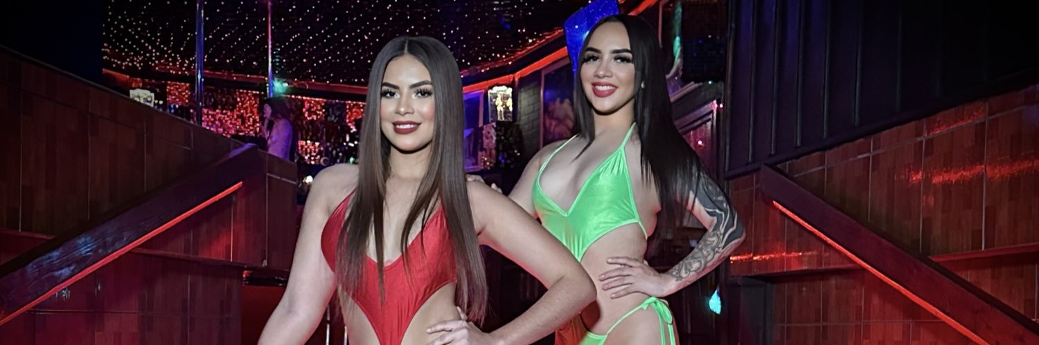 LIPS CLUB BAR banner