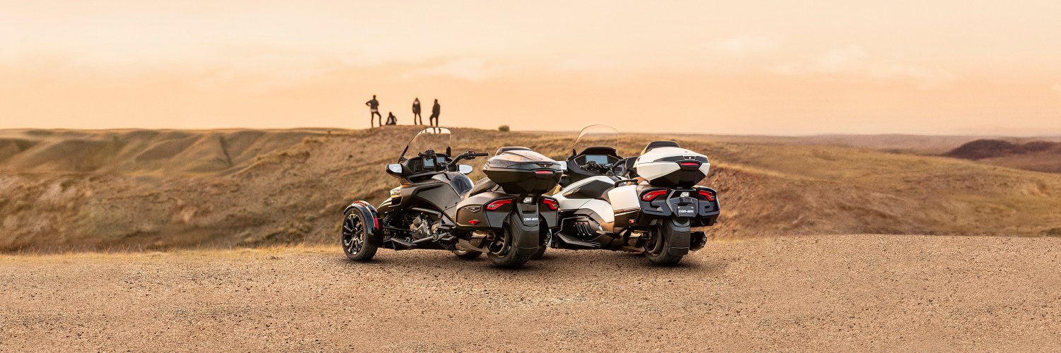 Can-Am 3-Wheel banner