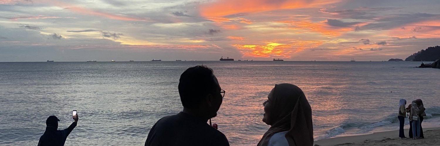 meorfami's profile banner image