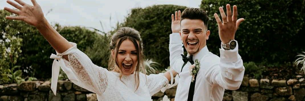 Out of the Ordinary Weddings 💙 banner