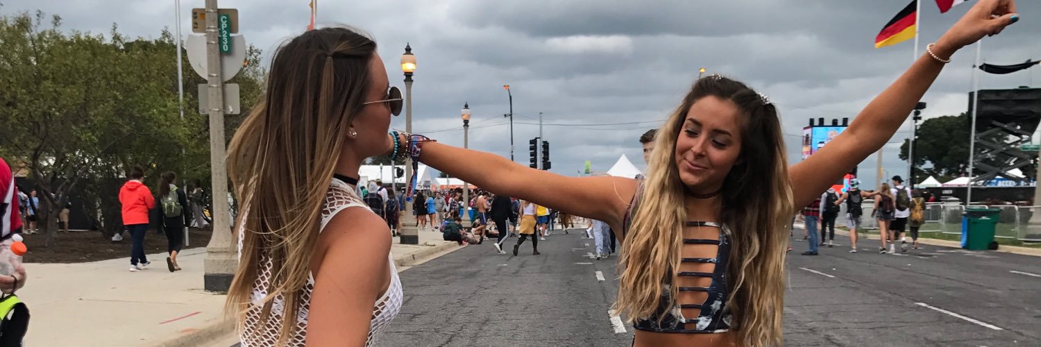 lilyynovak's profile banner image