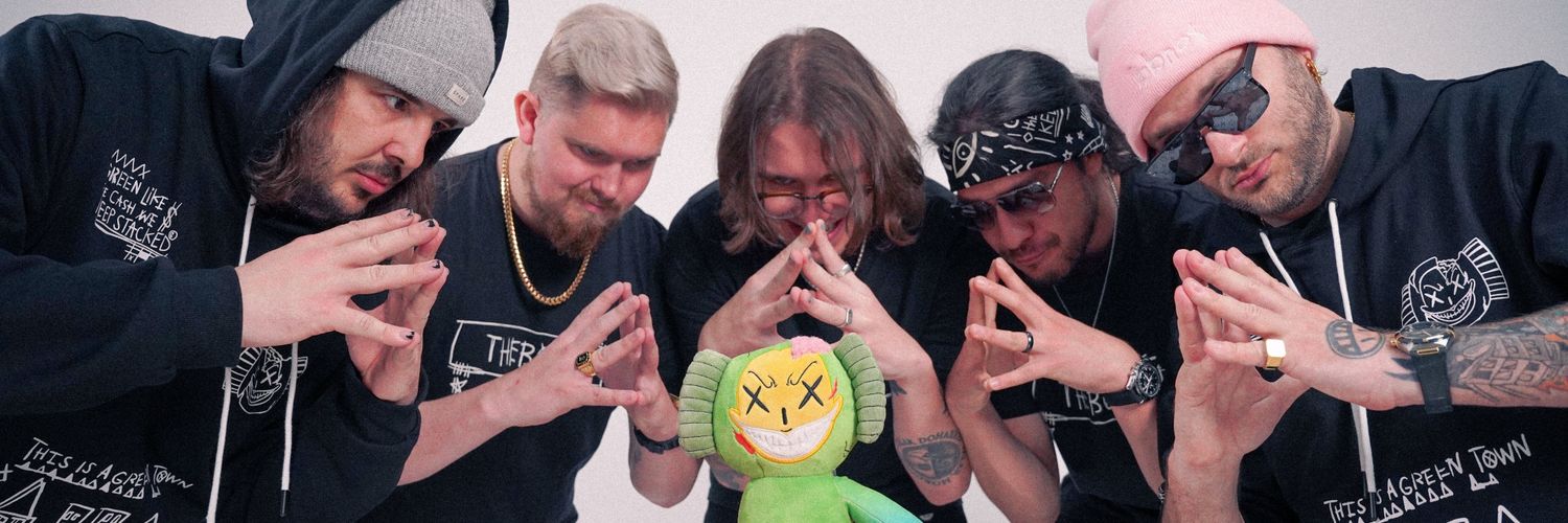 Roxxi47's profile banner image