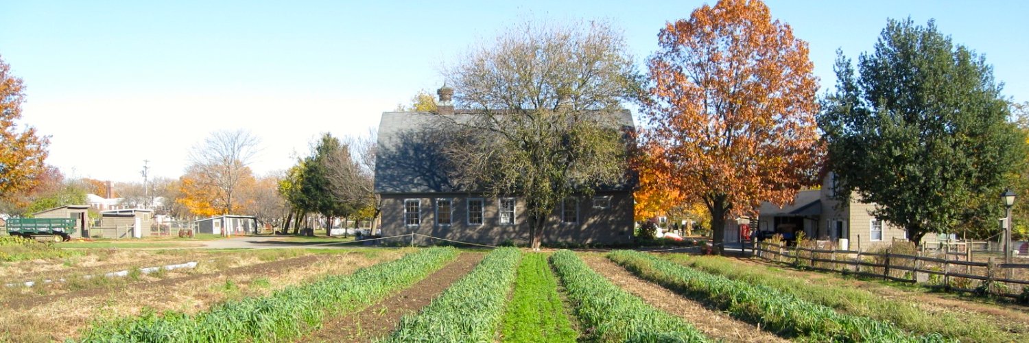 Queens Farm's banner