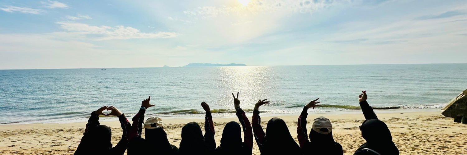 ainaasyera_'s profile banner image