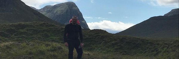 HebSeaSwimmer Profile Banner