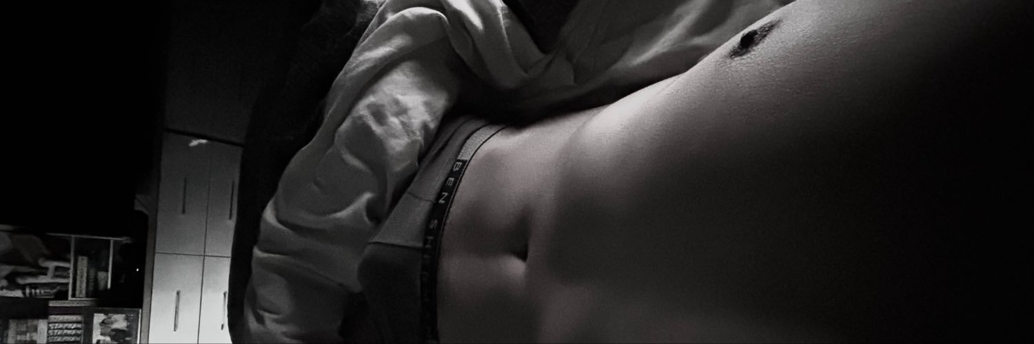 iLARZ_'s profile banner image